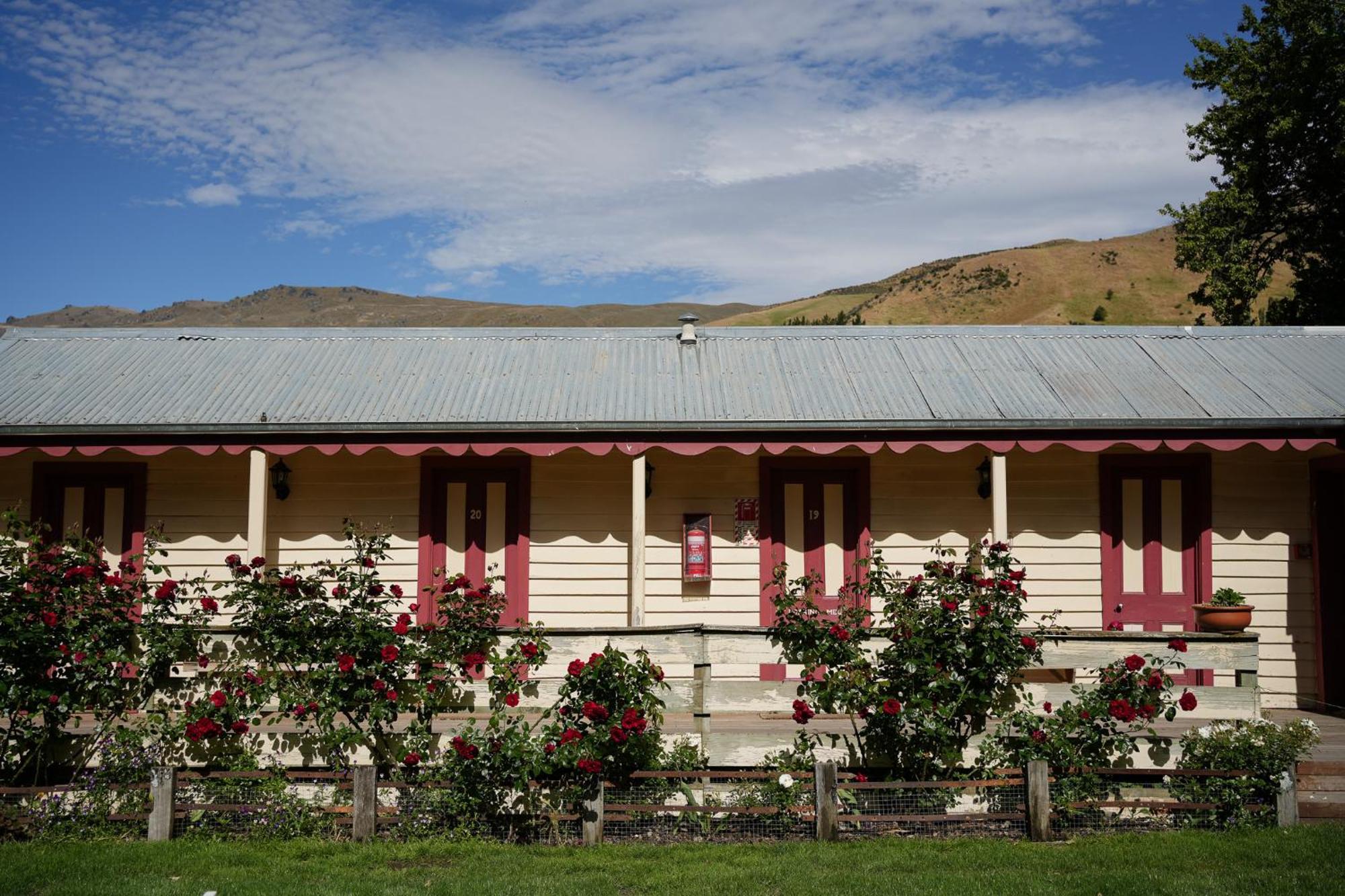 Cardrona Hotel Экстерьер фото