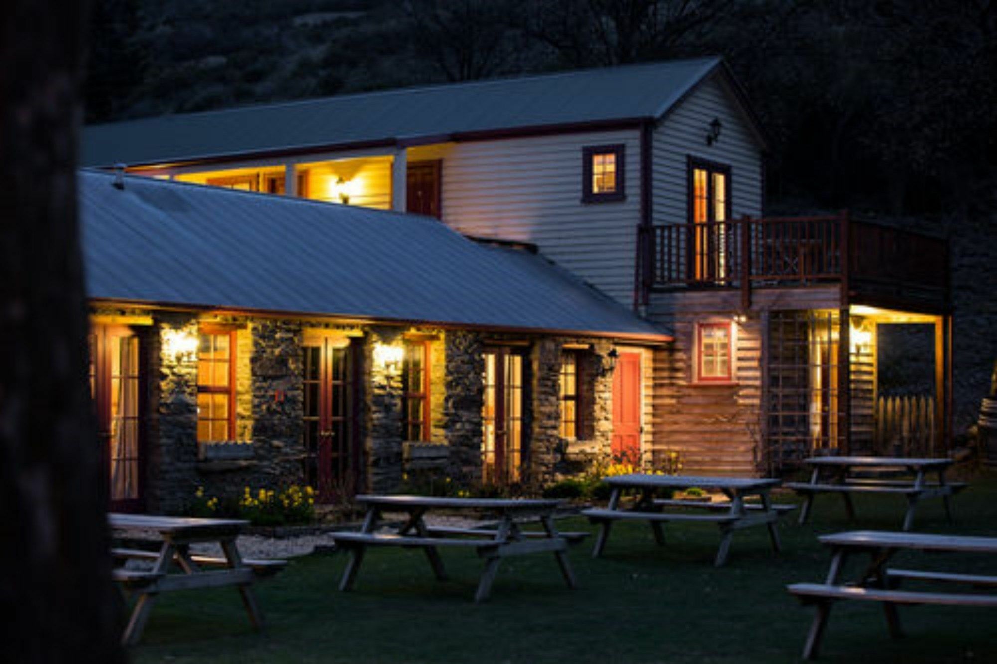 Cardrona Hotel Экстерьер фото